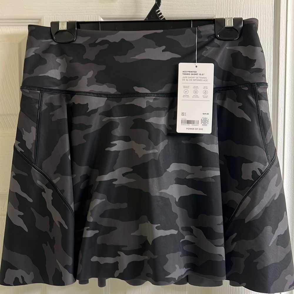 Athleta Printed tennis skort